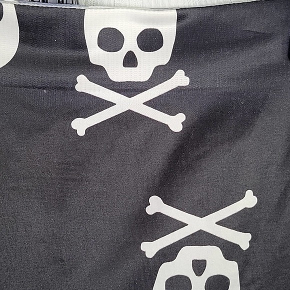 No Boundaries Leggings Size L/G (11/13) Poison Skulls Black White - Picture 3 of 5